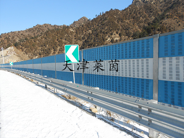 <a href=http://www.fengyiwang.cn/news_article?news_id=124>聲屏障</a>