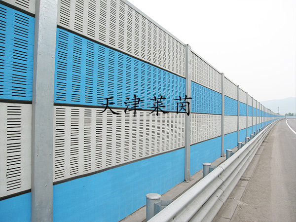 <a href=http://www.fengyiwang.cn/news_article?news_id=129>高速公路隔音</a>